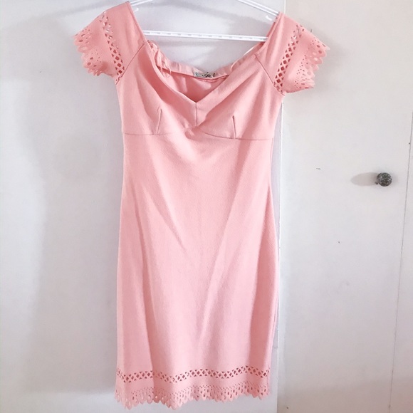 ⭐️ ASOS Pink Eyelet Dress - Picture 2 of 3